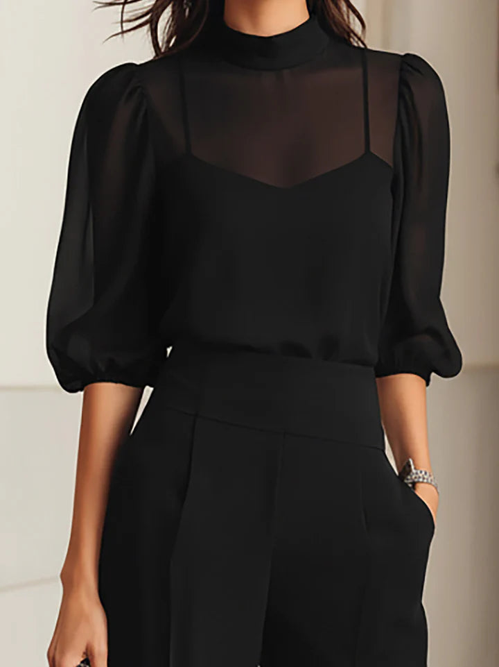 VALENTINA • CONJUNTO DE TRES PIEZAS NEGRO, COMPUESTO POR UNA CAMISOLA TRANSPARENTE Y PANTALONES DE PIERNA ANCHA